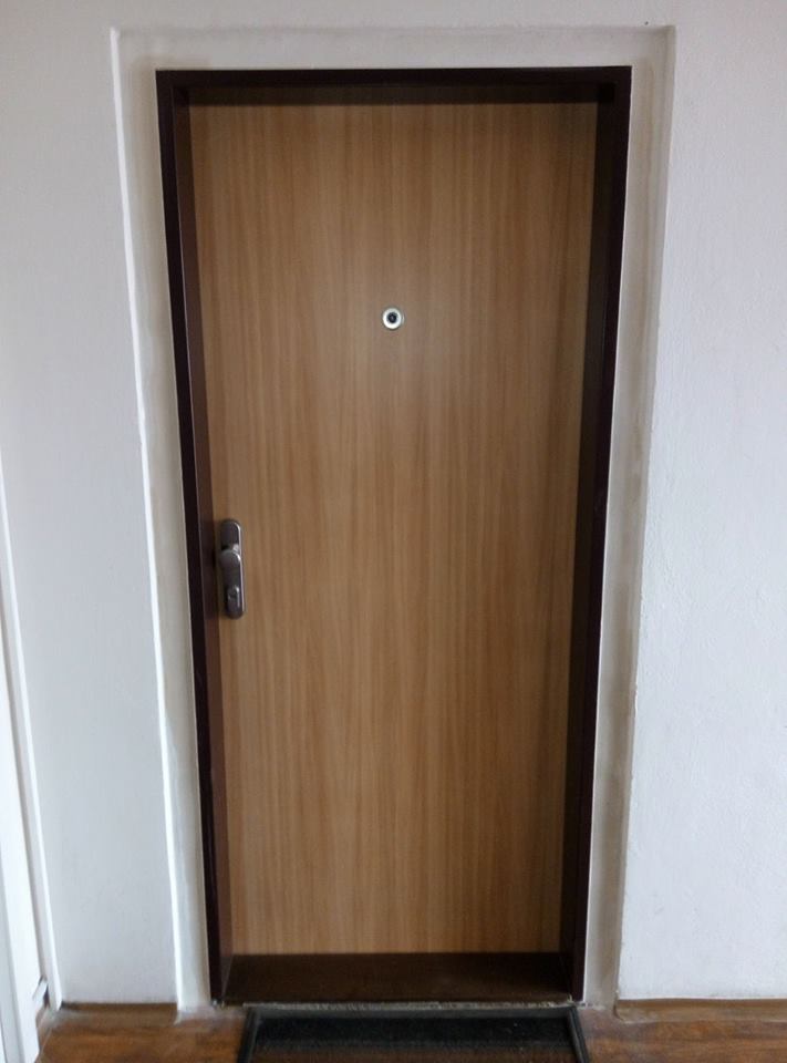Bezpečnostní dveře, Sherlock, Hradec Králové