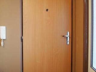 Bezpečnostní dveře, Sherlock, Pardubice